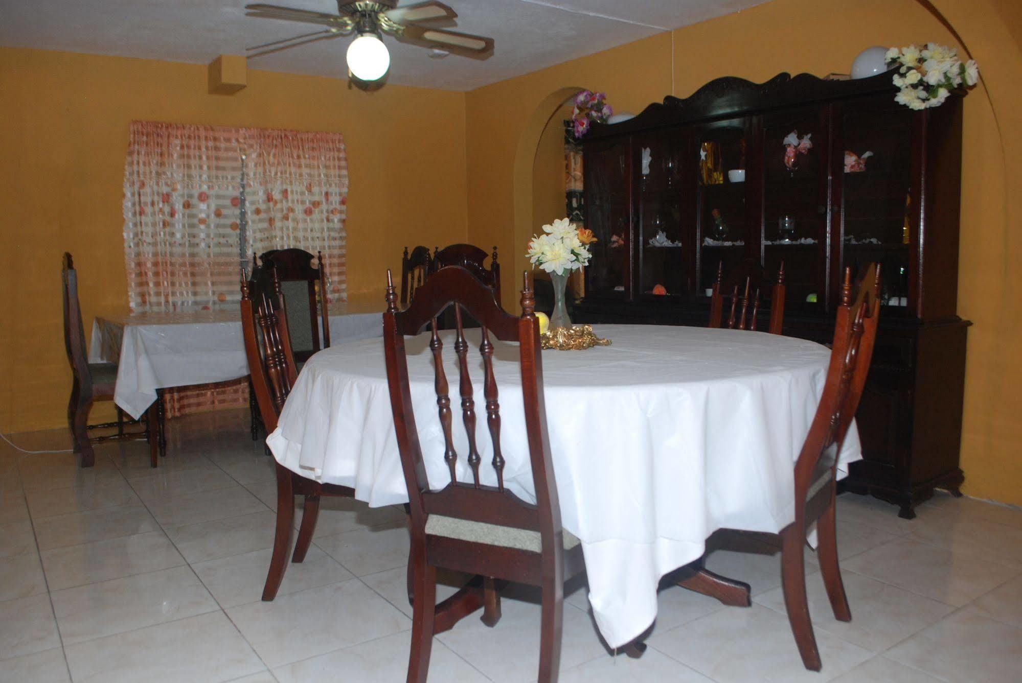 Enchanted Villas Inn Montego Bay Luaran gambar